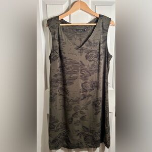 Sleeveless Olive and Black Dress